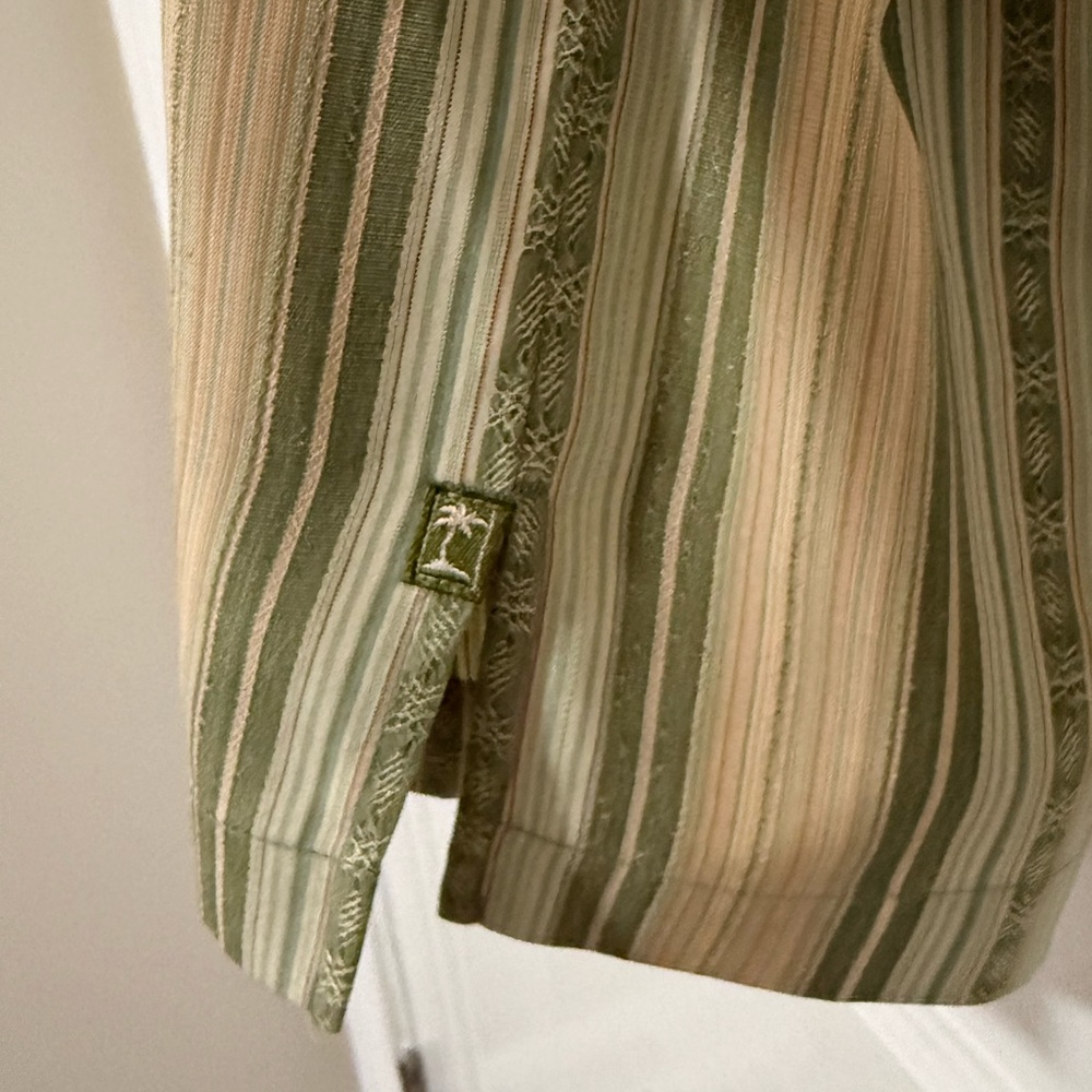 Tommy Bahama Men’s 100% Silk Shirt Short Sleeve LARGE - Picture 3 of 5